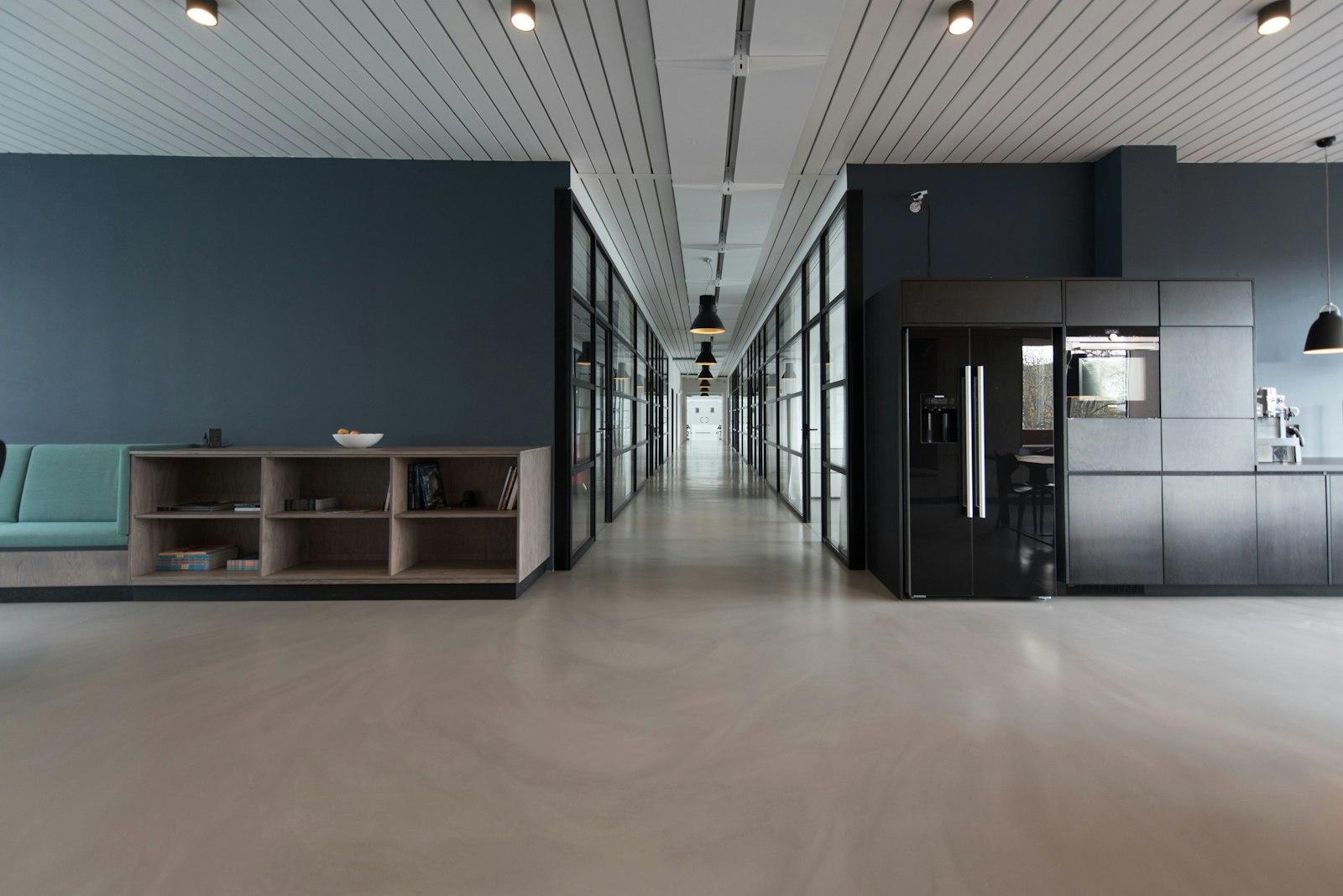 Intérieur du bureau du cabinet, lumineux et accueillant