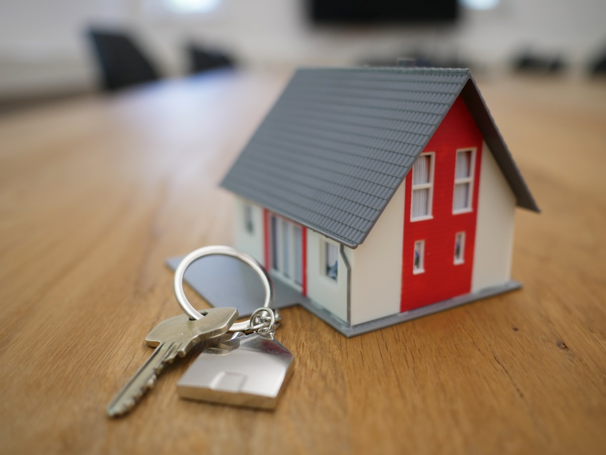Remise des clés d'un logement, un projet immobilier bien protégé